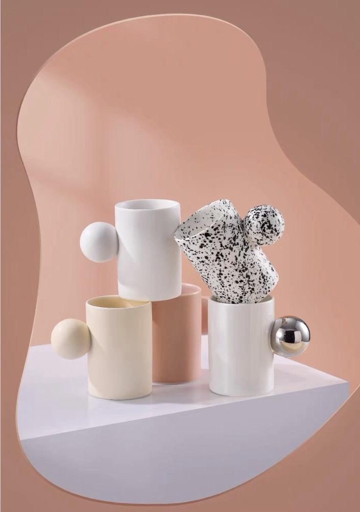 Minimalist Coffee Cup with Cloud Shaped Plate Plant Studio LLC