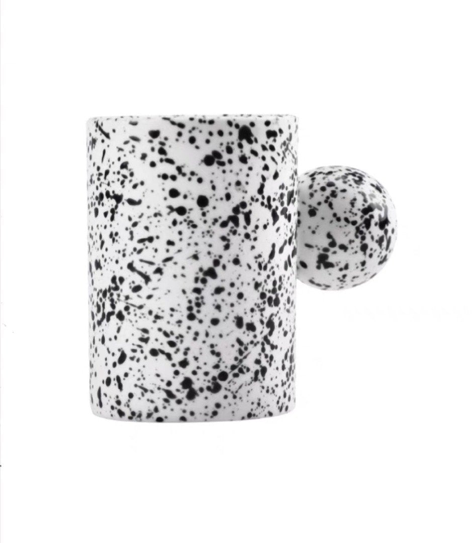 Minimalist Coffee Cup with Cloud Shaped Plate Plant Studio LLC