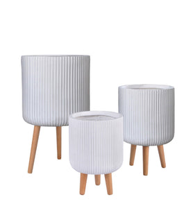 Ribbed Fiber Clay Pot with Stand